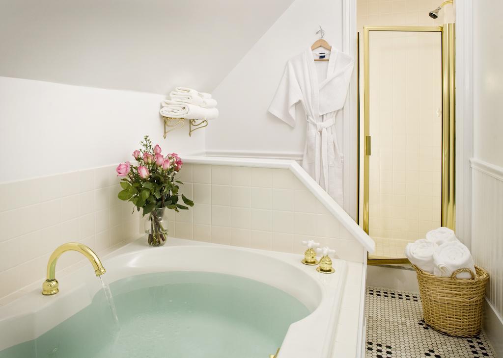 The Maple Leaf Inn Barnard Номер фото